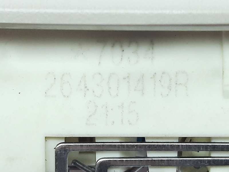 Recambio de luz interior para renault clio iv limited referencia OEM IAM 264301419R  