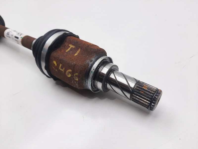 Recambio de transmision trasera izquierda para renault twingo iii gt referencia OEM IAM 396003780R  