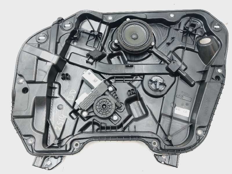 Recambio de elevalunas delantero derecho para bmw serie 1 lim. (f40) 118d referencia OEM IAM 1BW0004369 51337465248 