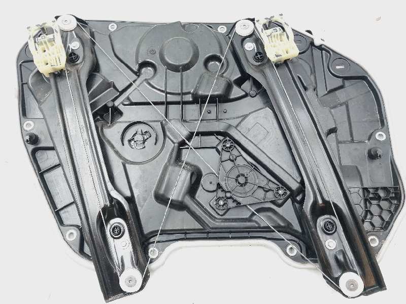 Recambio de elevalunas delantero derecho para bmw serie 1 lim. (f40) 118d referencia OEM IAM 1BW0004369 51337465248 