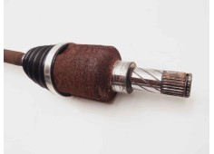 Recambio de transmision delantera izquierda para renault megane iii sport tourer expression referencia OEM IAM 8200847584   2