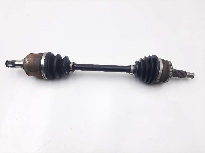 Recambio de transmision delantera izquierda para hyundai i30 comfort referencia OEM IAM 495012L010  