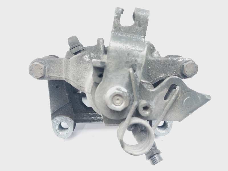 Recambio de pinza freno trasera derecha para renault trafic 2.0 dci referencia OEM IAM 7701056165  