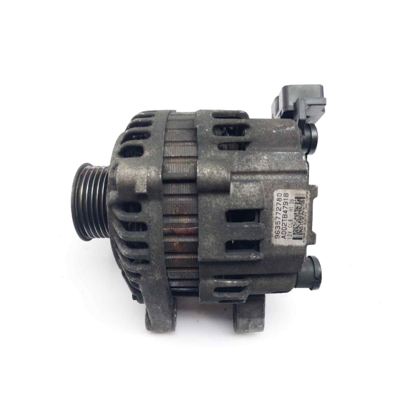 Recambio de alternador para citroën xsara berlina 1.9 d sx referencia OEM IAM 9635772780  