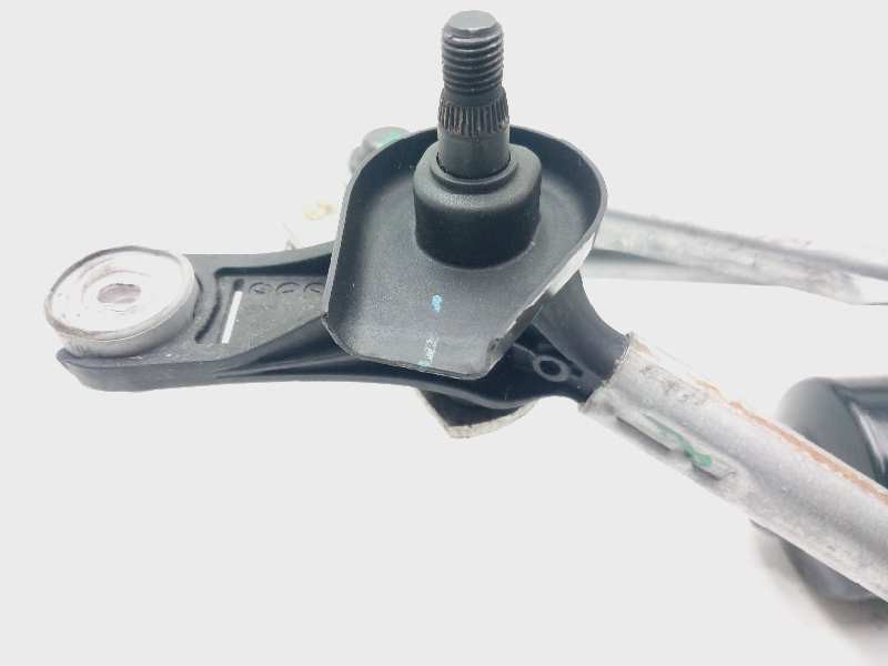 Recambio de motor limpia delantero para hyundai i20 active tecno referencia OEM IAM 98100GB000  