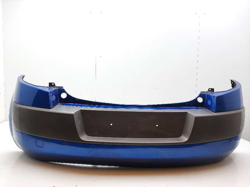 Recambio de paragolpes trasero para renault megane ii berlina 3p luxe dynamique referencia OEM IAM 8200142401  
