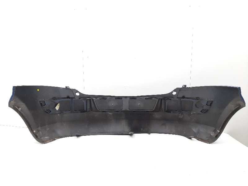 Recambio de paragolpes trasero para renault megane ii berlina 3p luxe dynamique referencia OEM IAM 8200142401  