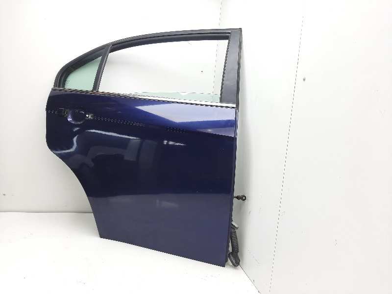 Recambio de puerta trasera derecha para chevrolet epica ltx referencia OEM IAM  AZUL 