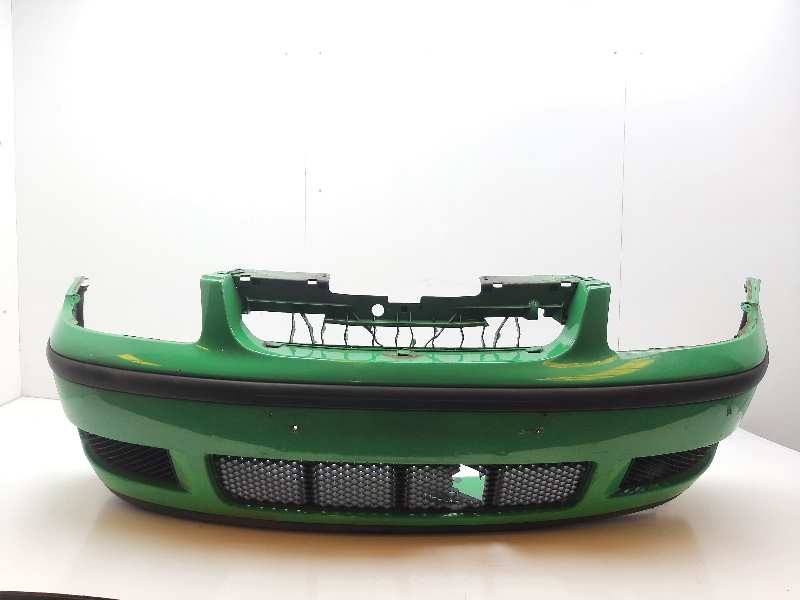 Recambio de paragolpes delantero para volkswagen polo berlina (6n2) conceptline referencia OEM IAM 6N0807221H  