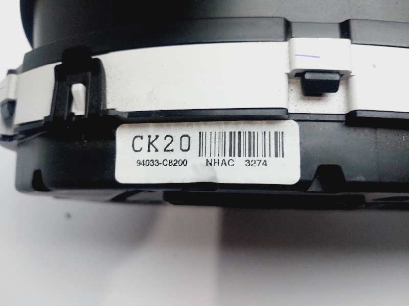 Recambio de cuadro instrumentos para hyundai i20 active tecno referencia OEM IAM 94033C8200  