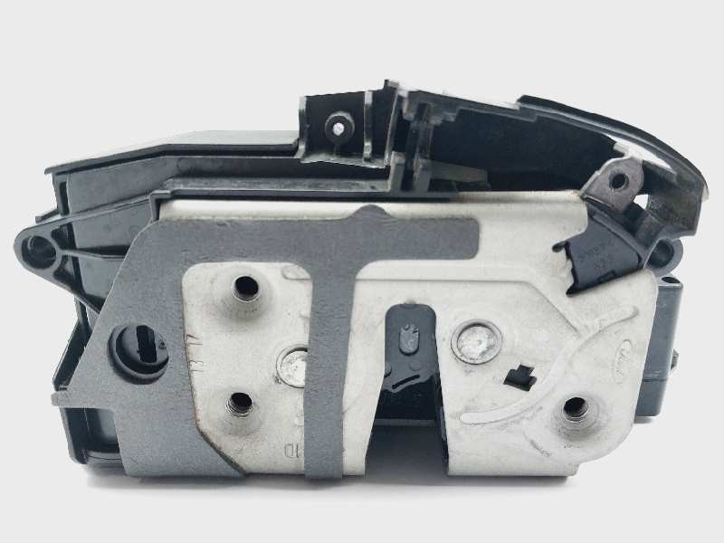 Recambio de cerradura puerta delantera derecha para ford focus turn. trend + referencia OEM IAM BM5AA21812BH 921760107 