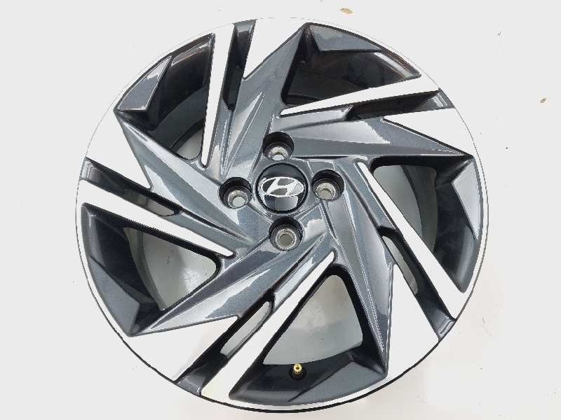 Recambio de llanta para hyundai i20 active tecno referencia OEM IAM 52910Q0200R8A  