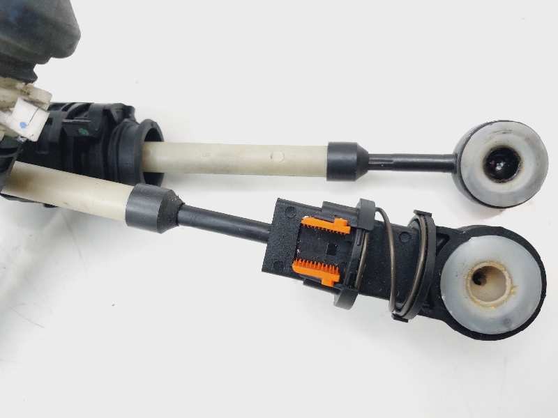 Recambio de varillaje cambio para renault trafic 2.0 dci referencia OEM IAM 349359296R  