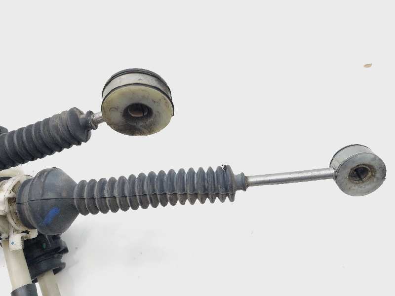 Recambio de varillaje cambio para renault trafic 2.0 dci referencia OEM IAM 349359296R  