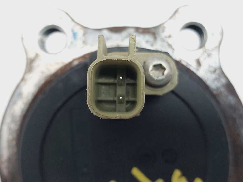 Recambio de buje para ford c-max (ceu) trend referencia OEM IAM 2090832  