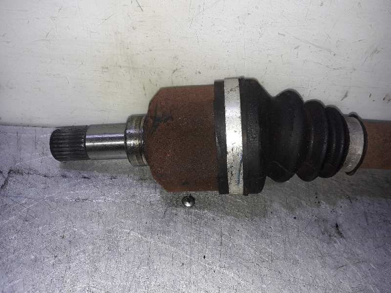 Recambio de transmision delantera izquierda para peugeot 207 1.6 hdi 92 cv referencia OEM IAM 9656135280  