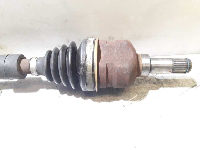 Recambio de transmision delantera izquierda para chrysler voyager (rg) 2.8 crd se grand voyager (d) referencia OEM IAM P04641855