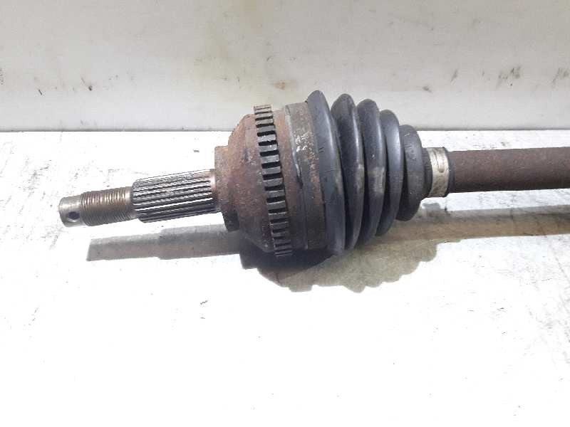 Recambio de transmision delantera izquierda para chrysler voyager (rg) 2.8 crd se grand voyager (d) referencia OEM IAM P04641855