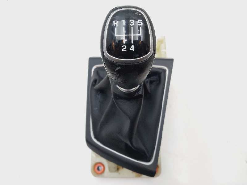 Recambio de palanca cambio para hyundai i20 active tecno referencia OEM IAM 59710C8100TRY  