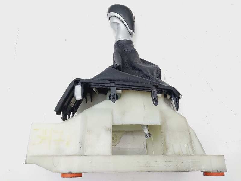 Recambio de palanca cambio para hyundai i20 active tecno referencia OEM IAM 59710C8100TRY  