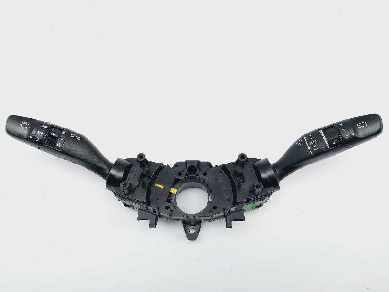 Recambio de mando multifuncion para hyundai i20 active tecno referencia OEM IAM 93403C8961  