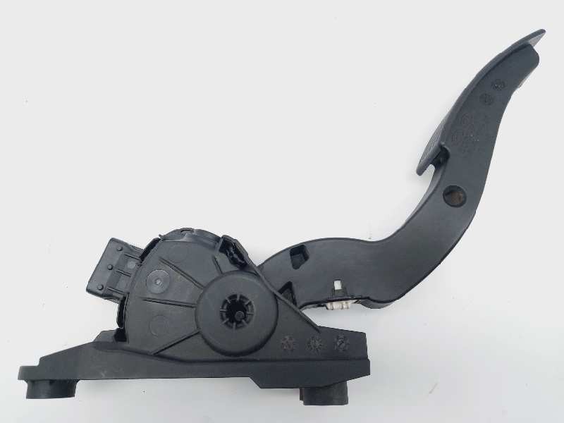 Recambio de potenciometro pedal para hyundai i20 active tecno referencia OEM IAM 327001RXXX  