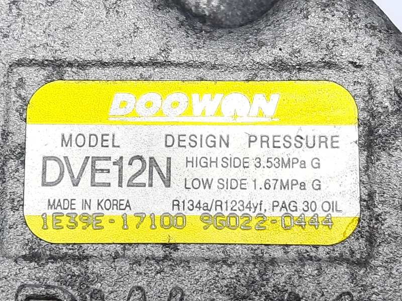 Recambio de compresor aire acondicionado para kia stonic (ybcuv) tech referencia OEM IAM 1E39E17100 9G0220444 