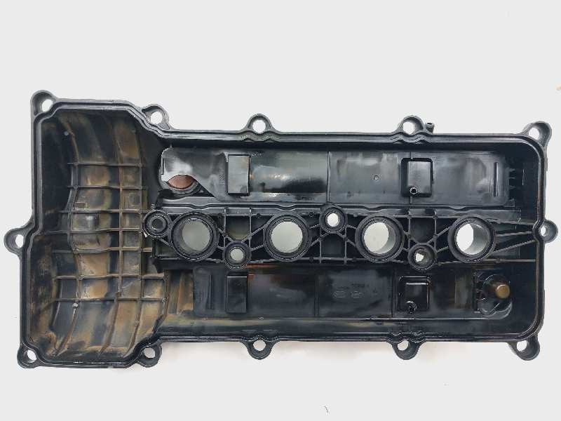 Recambio de tapa balancines para hyundai i20 active referencia OEM IAM 2241003100  