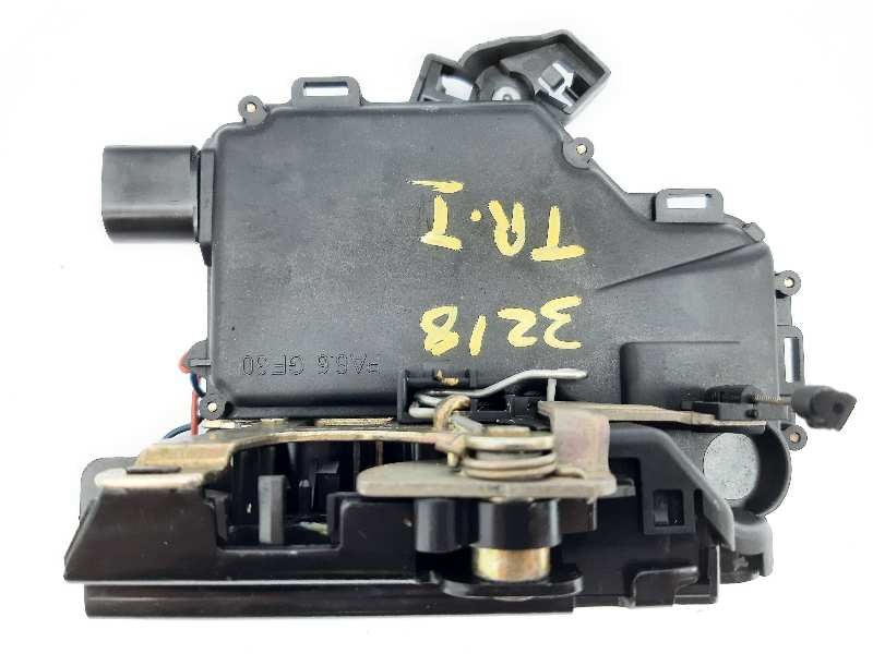 Recambio de cerradura puerta trasera izquierda para volkswagen golf iv berlina (1j1) highline referencia OEM IAM   