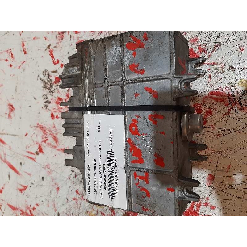 Recambio de centralita motor uce para volkswagen polo berlina (6n1) 1.4 referencia OEM IAM 030906026AK BOSCH 0261203744