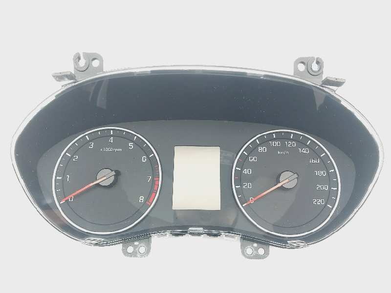 Recambio de cuadro instrumentos para hyundai i20 active referencia OEM IAM 94033C8200  