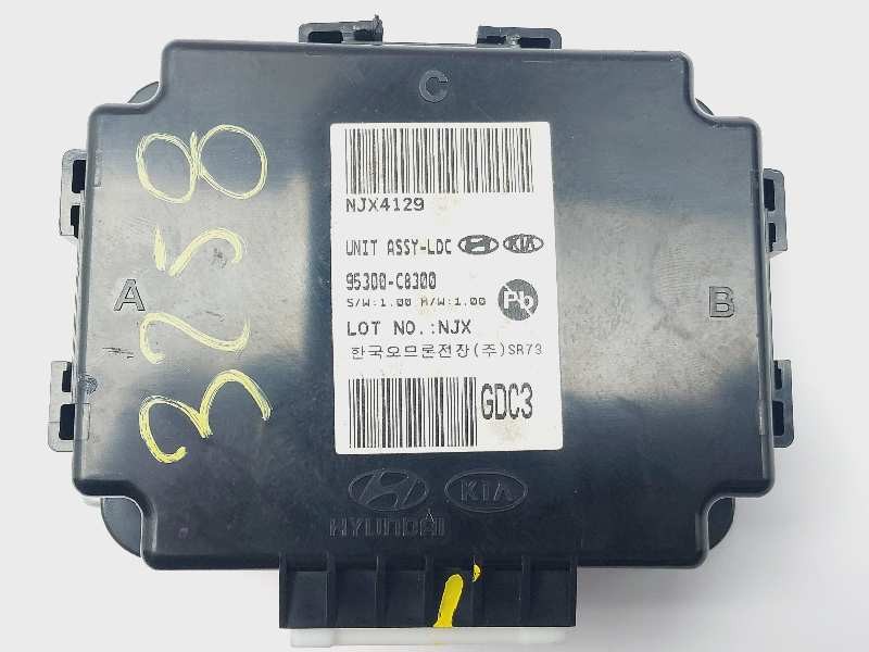 Recambio de modulo electronico para hyundai i20 active referencia OEM IAM 95300C8300  