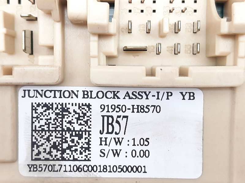 Recambio de caja reles / fusibles para kia stonic (ybcuv) tech referencia OEM IAM 91950H8570  