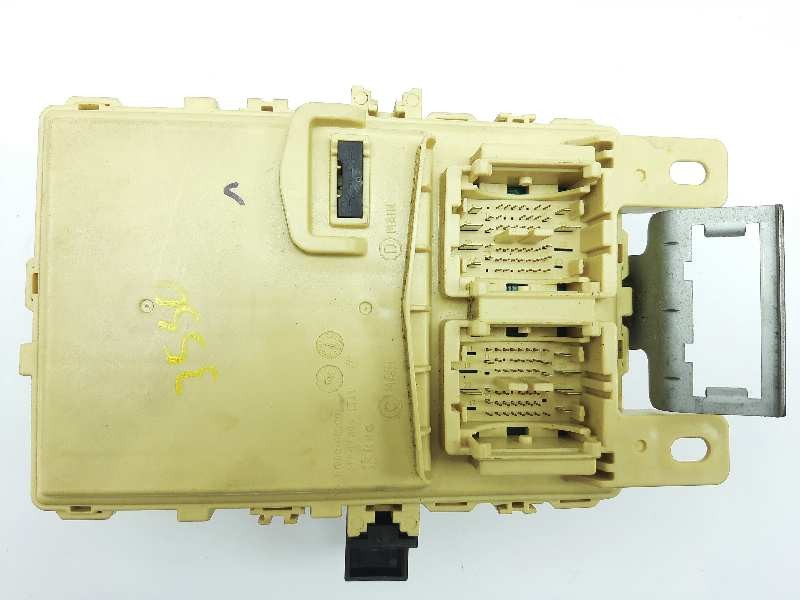 Recambio de caja reles / fusibles para kia stonic (ybcuv) tech referencia OEM IAM 91950H8570  
