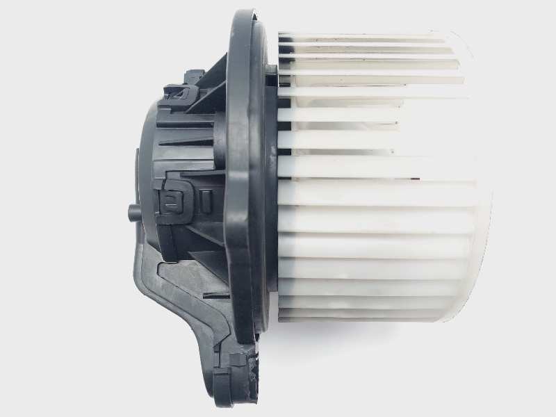 Recambio de motor calefaccion para hyundai i20 active referencia OEM IAM F00S3B2542  