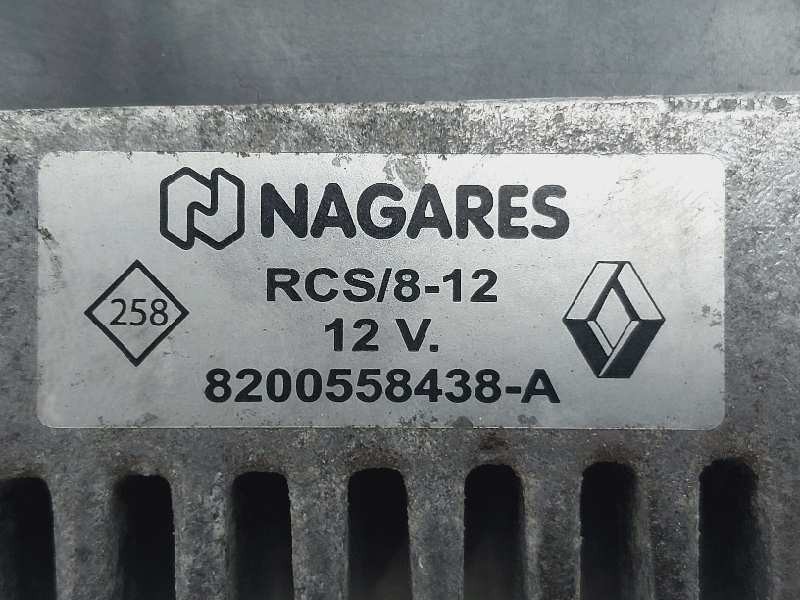 Recambio de caja precalentamiento para renault trafic furgón l1h1 2,7t referencia OEM IAM 8200558438A  