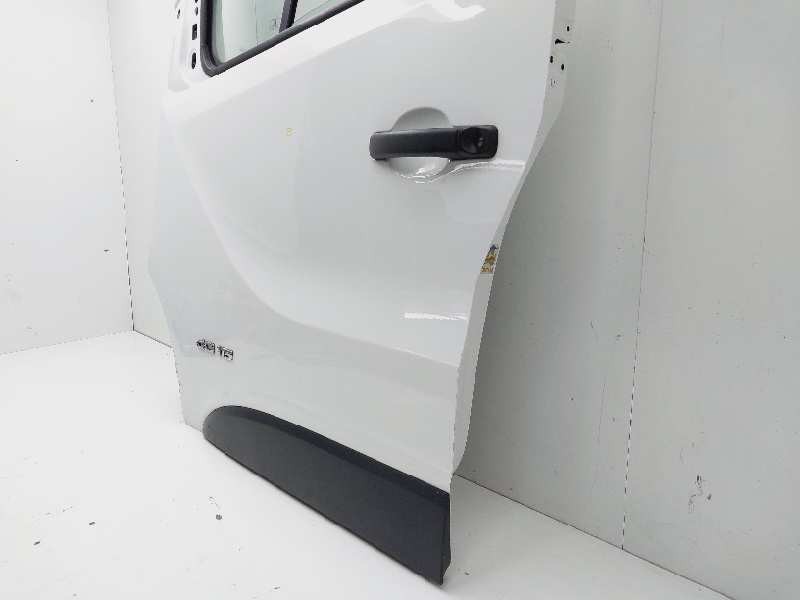 Recambio de puerta delantera izquierda para renault trafic furgón l1h1 2,7t referencia OEM IAM 801011024R  