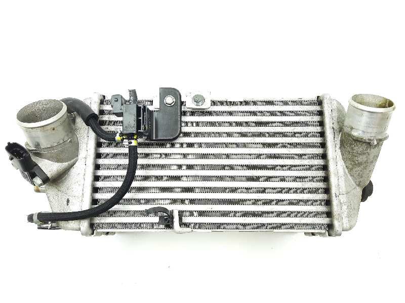 Recambio de intercooler para kia stonic (ybcuv) tech referencia OEM IAM 2827004610  