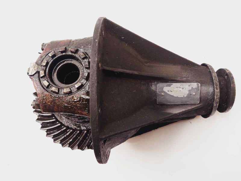 Recambio de diferencial trasero para nissan cabstar e 2.3d referencia OEM IAM 38300D6201 3830006201 