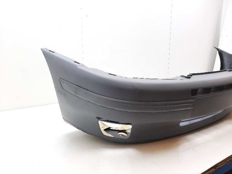 Recambio de paragolpes delantero para fiat punto berlina (176) referencia OEM IAM   