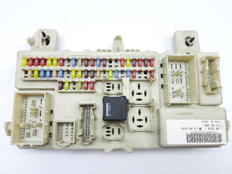 Recambio de caja reles / fusibles para ford focus lim. (cb4) trend referencia OEM IAM 4M5T14A073  