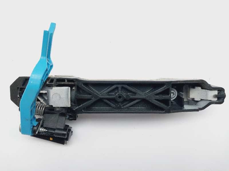 Recambio de maneta exterior trasera derecha para toyota auris hybrid active referencia OEM IAM 6920302120  