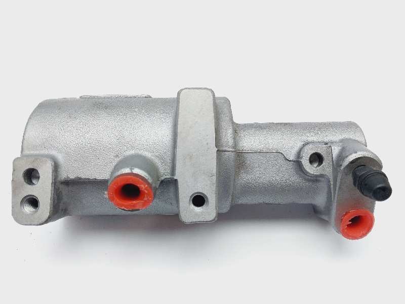 Recambio de bomba freno para toyota auris hybrid active referencia OEM IAM 4727047030  
