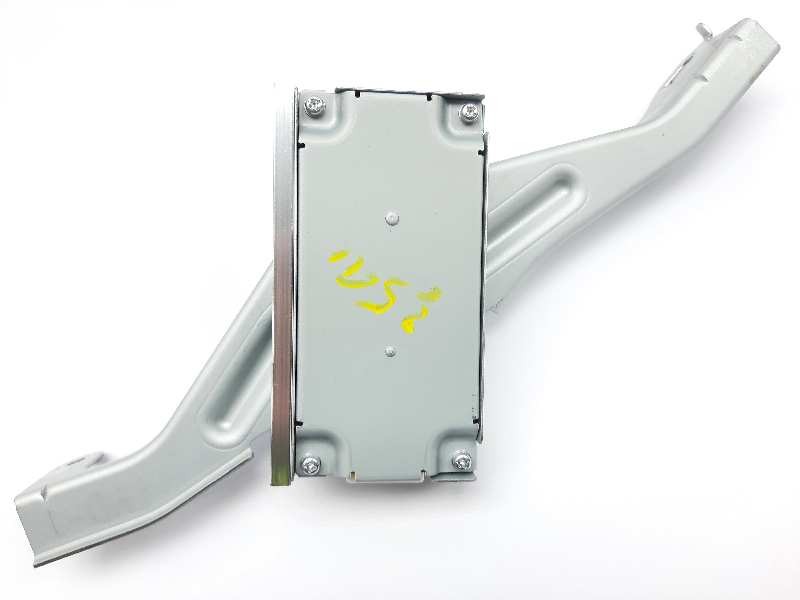 Recambio de modulo electronico para lexus is 300h referencia OEM IAM 8624053040  