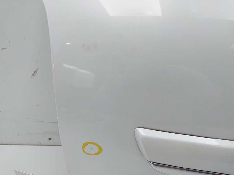 Recambio de porton trasero para toyota auris hybrid active referencia OEM IAM 6700502210  