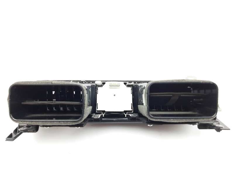 Recambio de rejilla aireadora para lexus is 300h referencia OEM IAM 5567053140 5567053080 5567053090