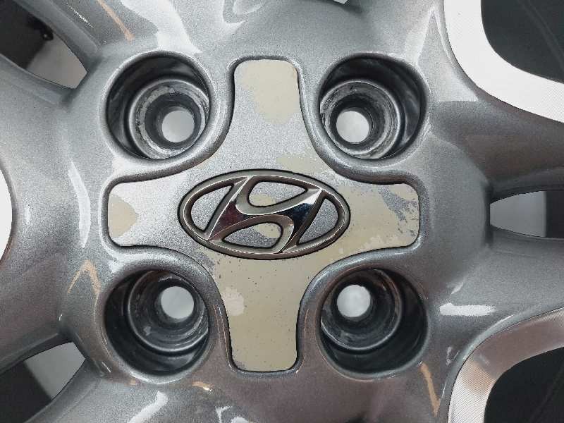 Recambio de llanta para hyundai i20 active tecno referencia OEM IAM 52910C8700  