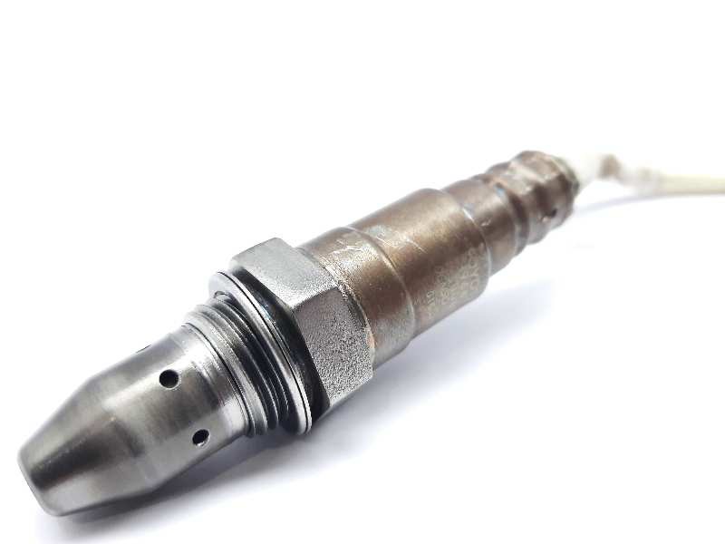 Recambio de sonda lambda para lexus is 300h referencia OEM IAM 8946730060  