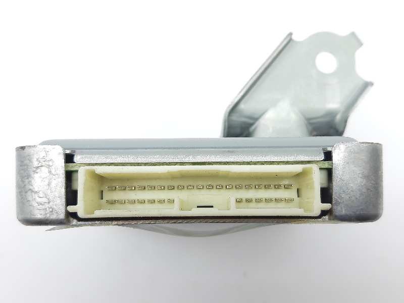 Recambio de modulo electronico para lexus is 300h referencia OEM IAM 8815053112 0368004860 