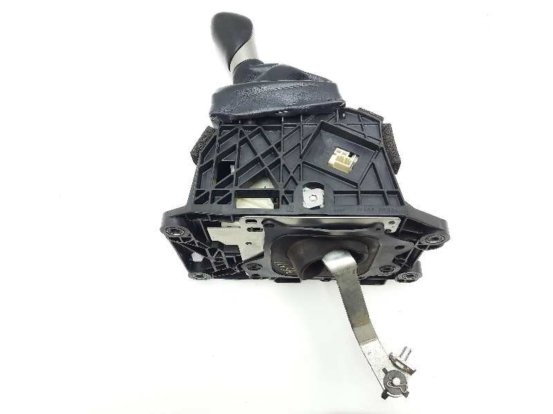 Recambio de palanca cambio para lexus is 300h referencia OEM IAM 3355053320  
